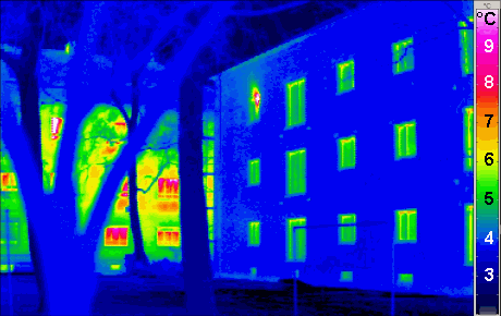 Thermographie assistée par apprentissage automatique pour la détection des pertes de chaleur des bâtiments